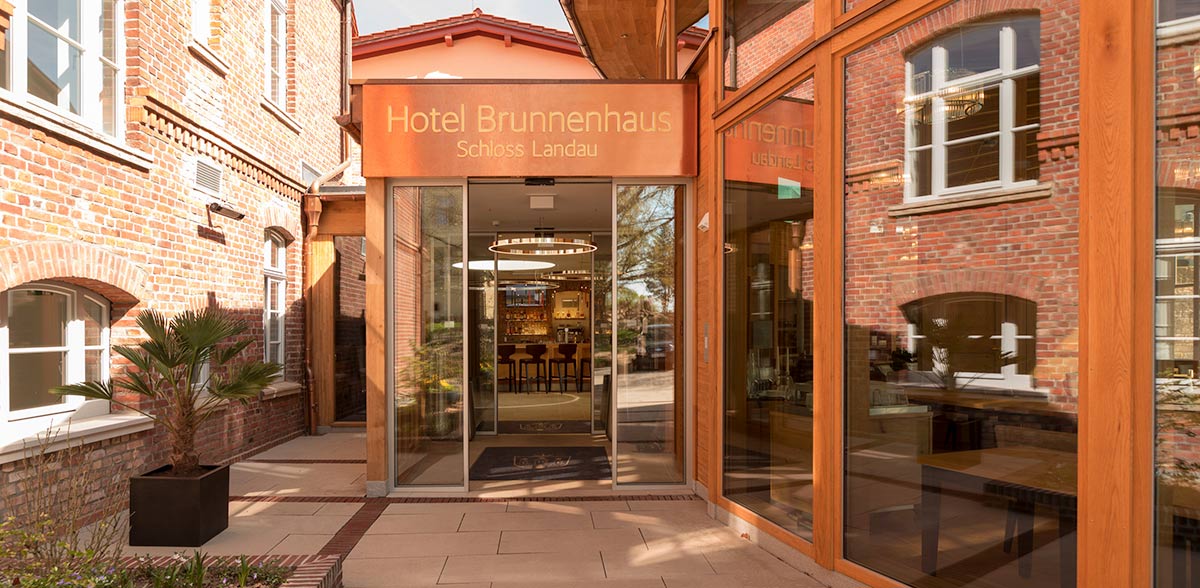 Schloss Landau - Eingangsbereich