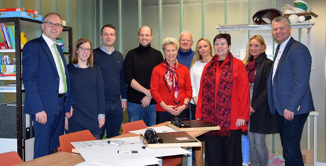 Gruppenfoto: die Teilnehmer